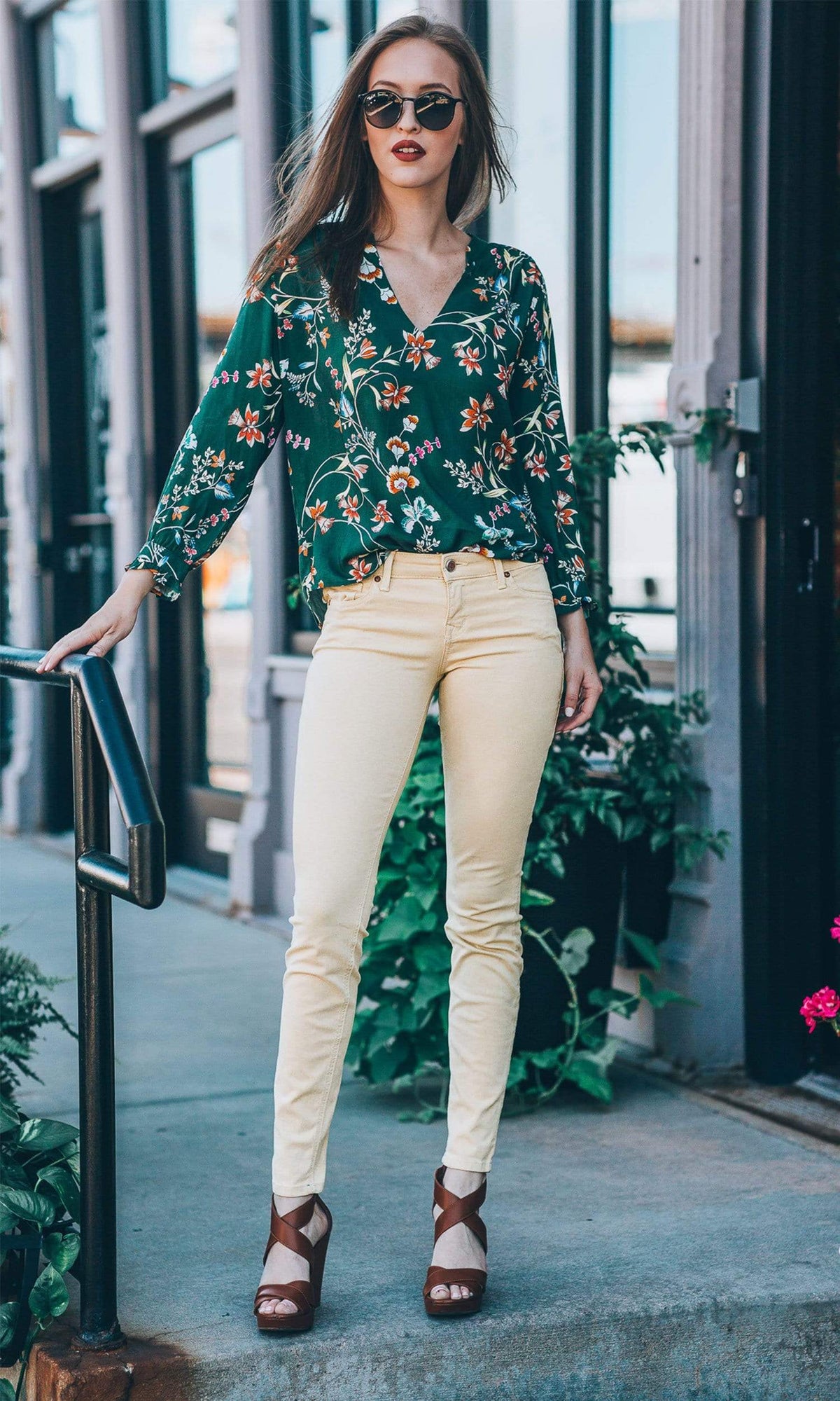 Velvet by Graham &amp; Spencer Jazzy Floral Print V Neck Top