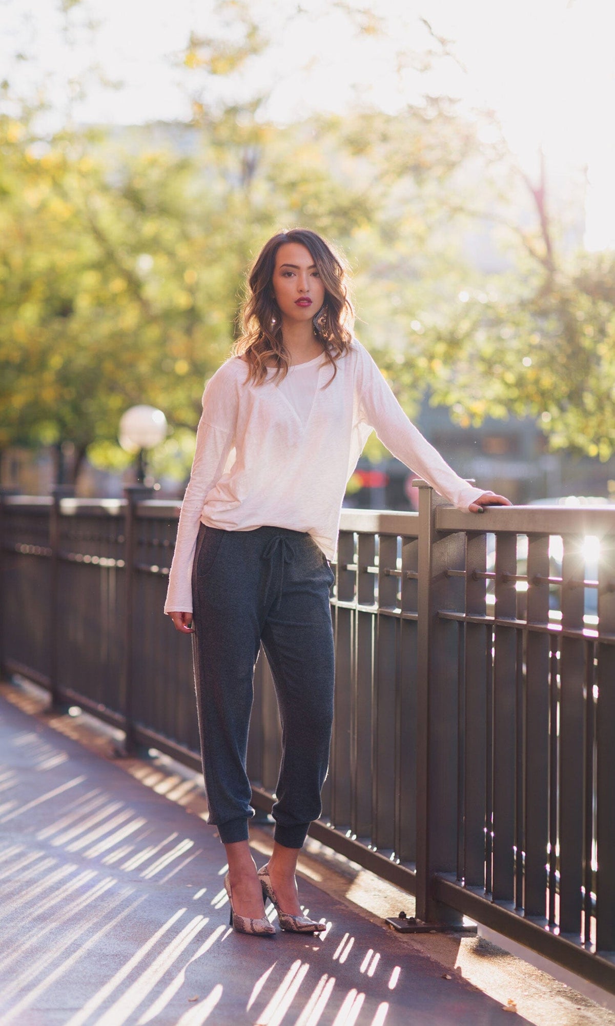 Velvet by Graham &amp; Spencer Fallon V Front Panel Top