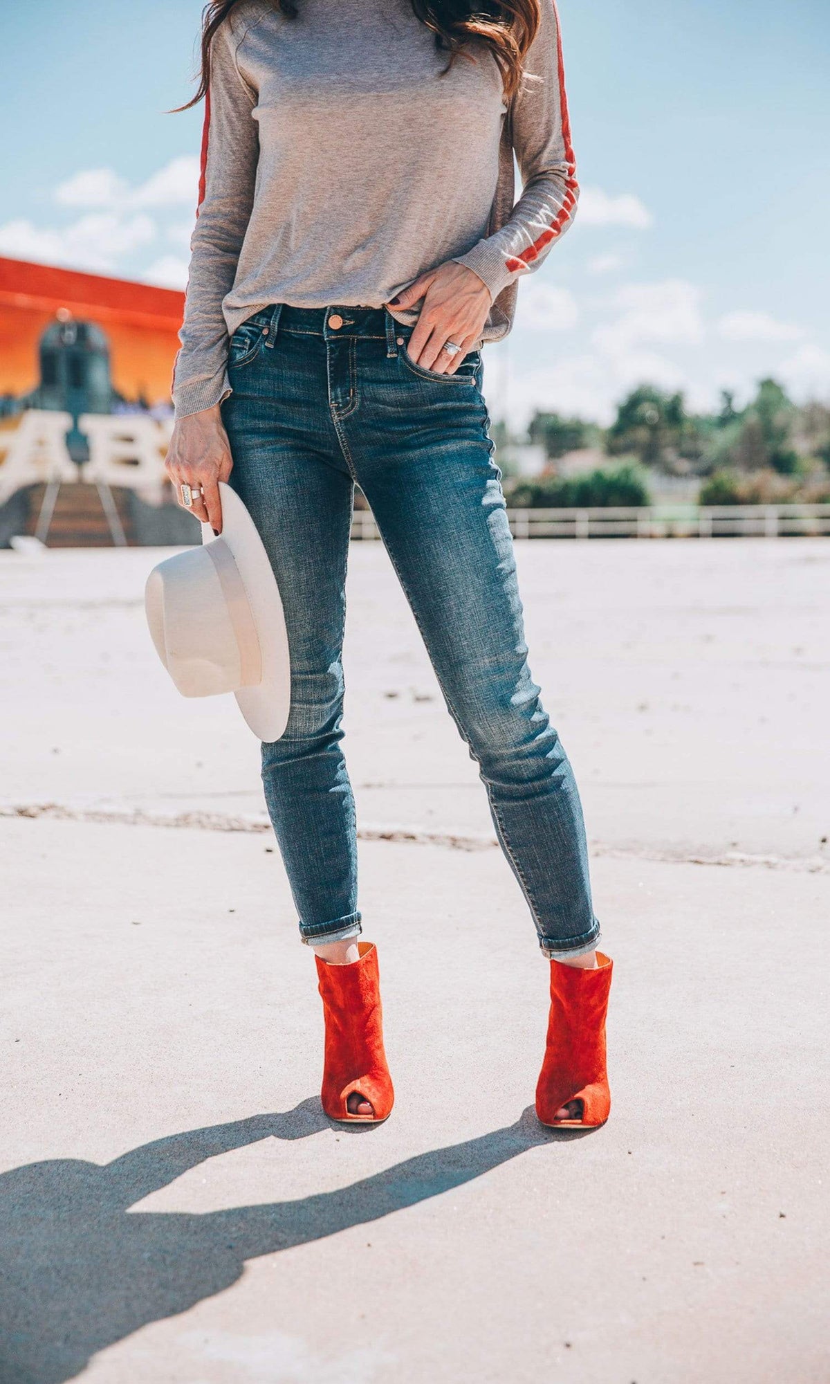 Level 99 Madison Mid-Rise Cropped Skinny Jean