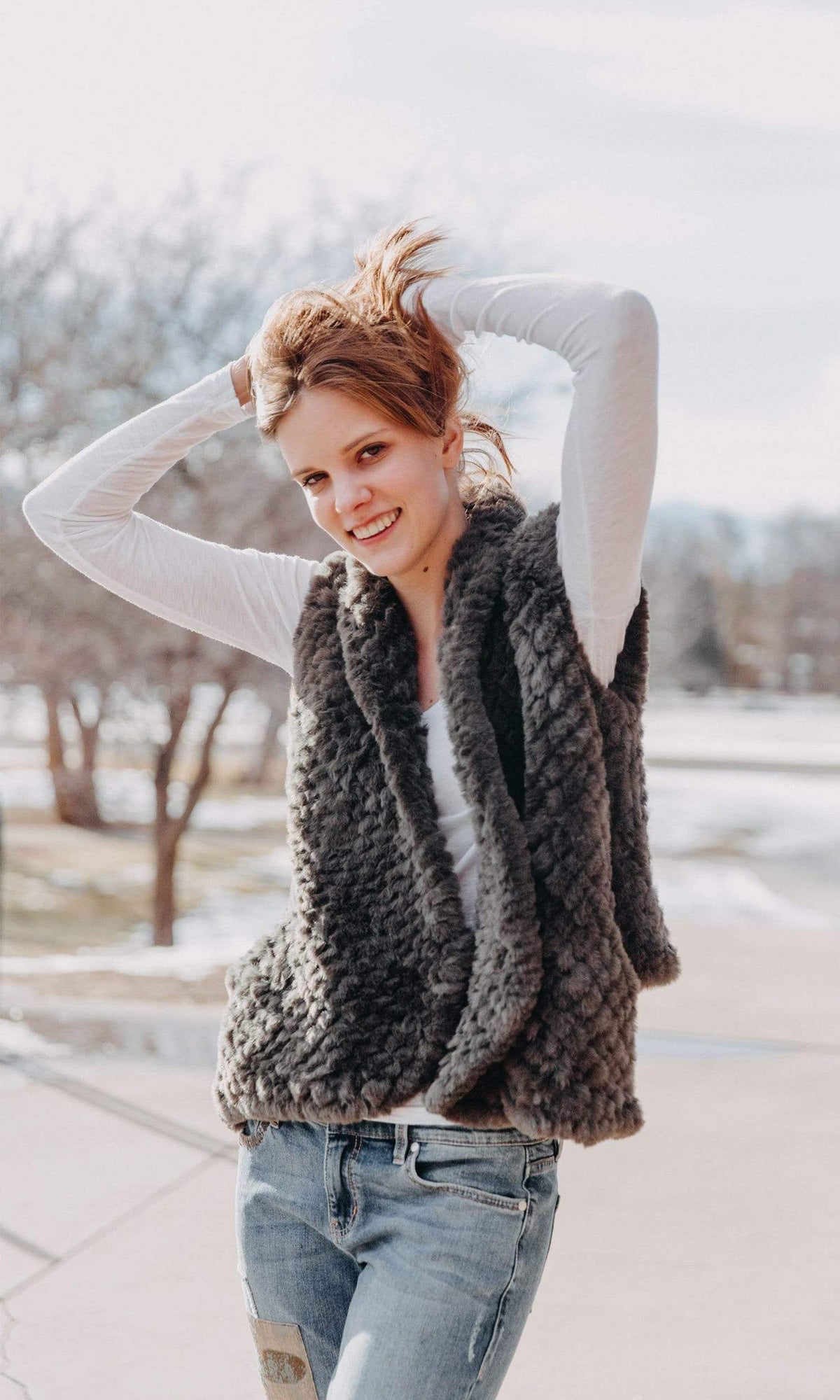 Love Token Ali Faux Fur Vest-Green