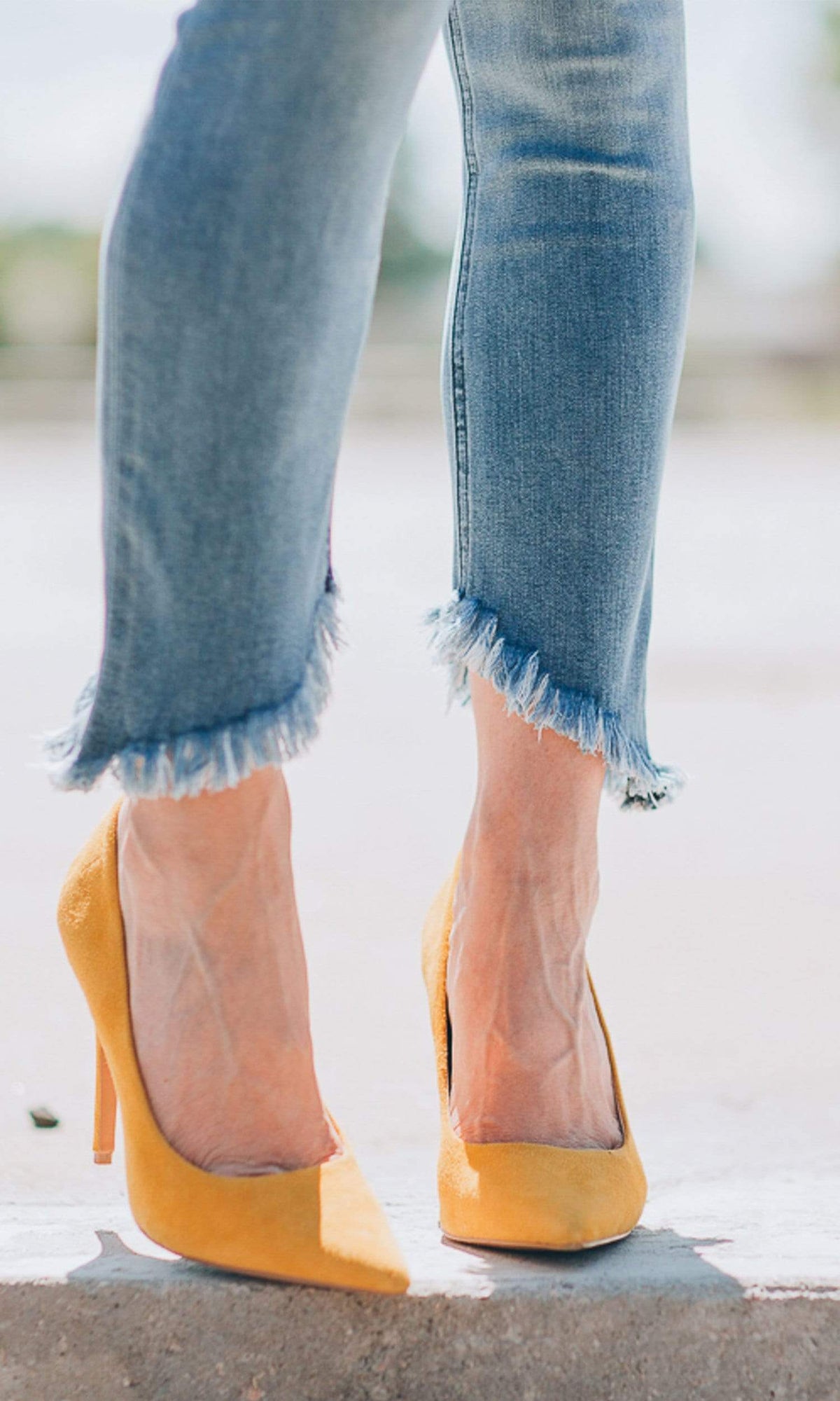 Level 99 Liza Mid Rise Denim - Clarity