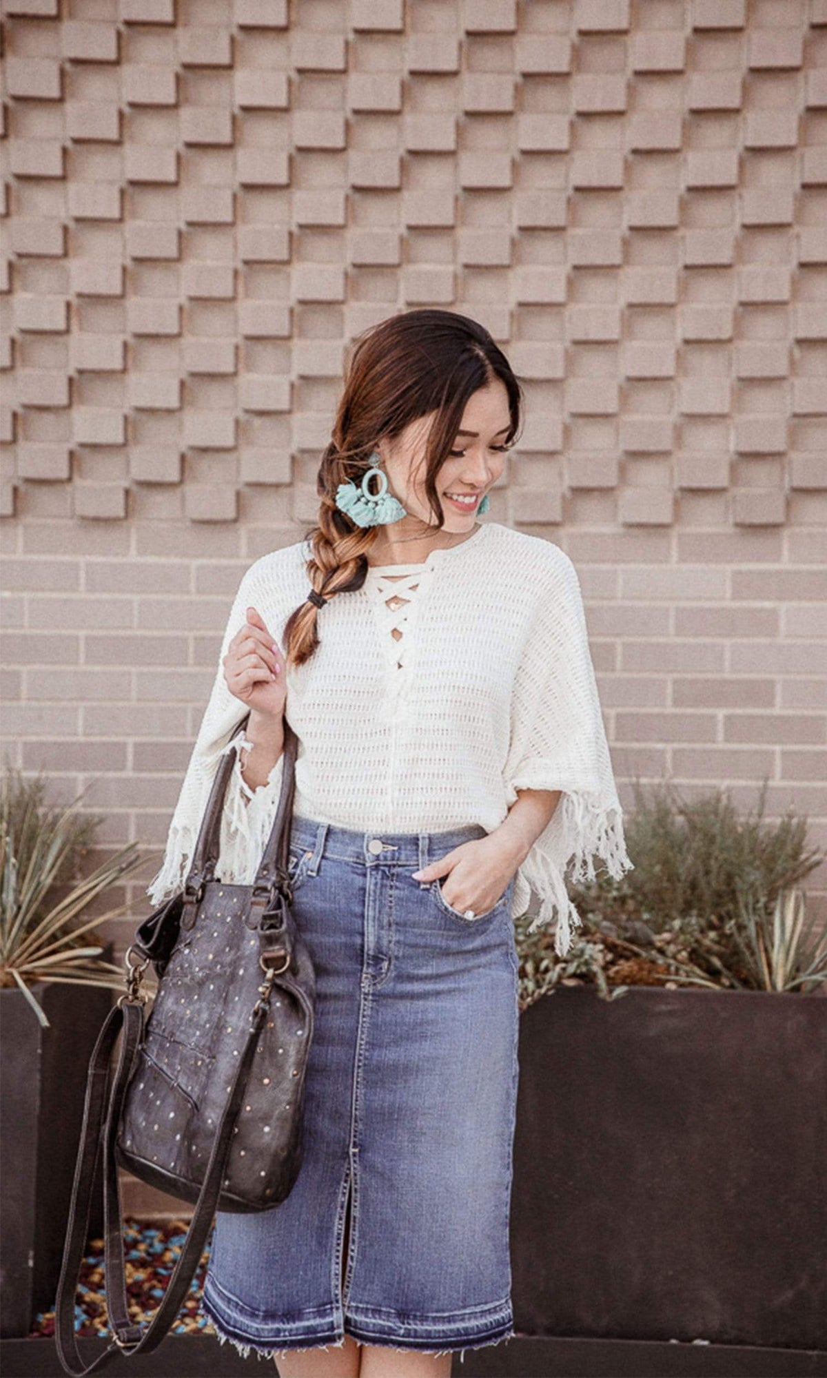 Velvet by Graham &amp; Spencer Ashlie Crochet Knit Fringe Sleeve Sweater