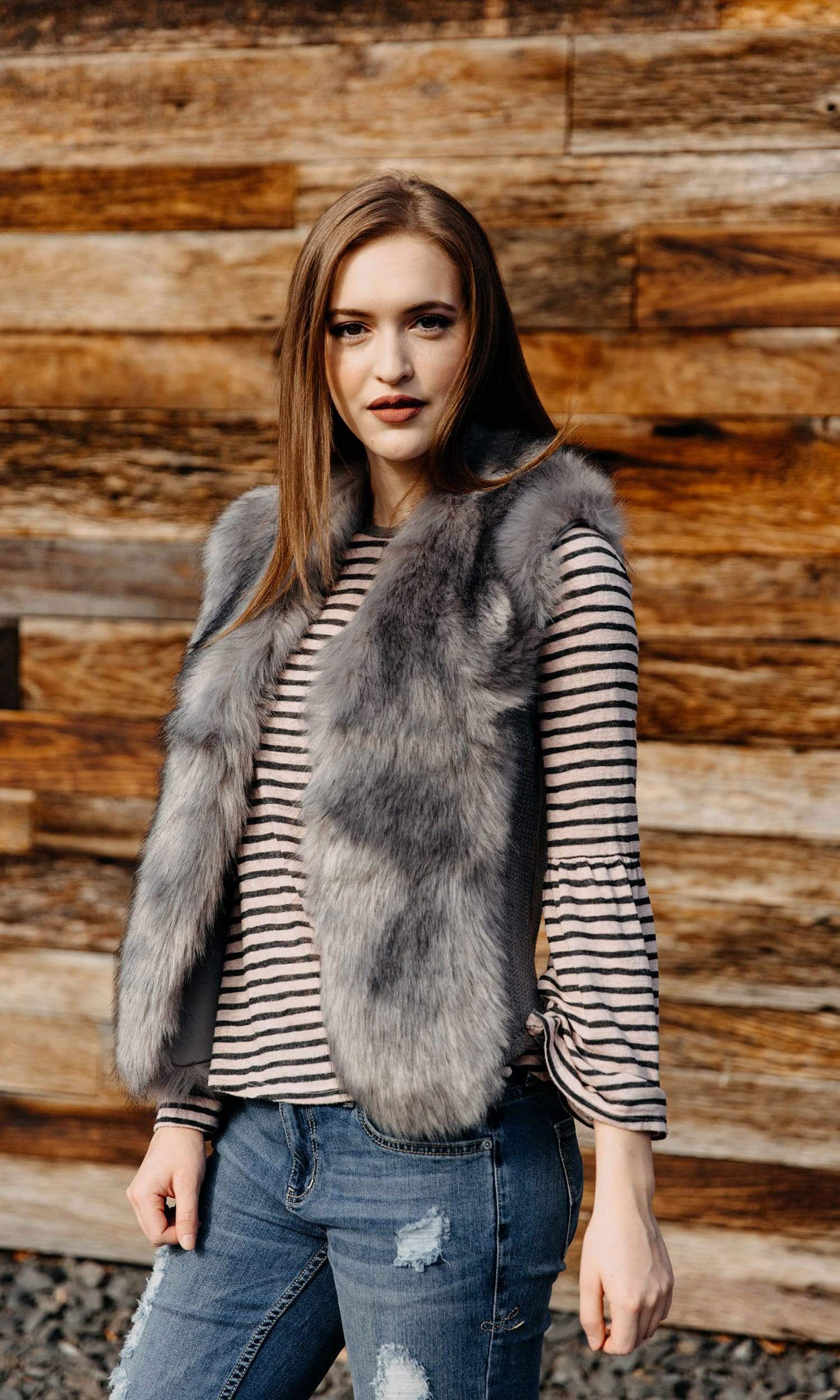 GL SUIT Womens Korte Faux Bont Winter Vest Dames Body Warmer Gilet Zachte Vest Vrouwelijke Mouwloze Jas Mode Nep Bont Bovenkleding Shaggy Vest GL SUIT Womens Korte Faux Bont Winter Vest Dames Body Warmer Gilet Zachte Vest Vrouwelijke Mouwloze Jas Mode Nep Bont Bovenkleding Shaggy Vest