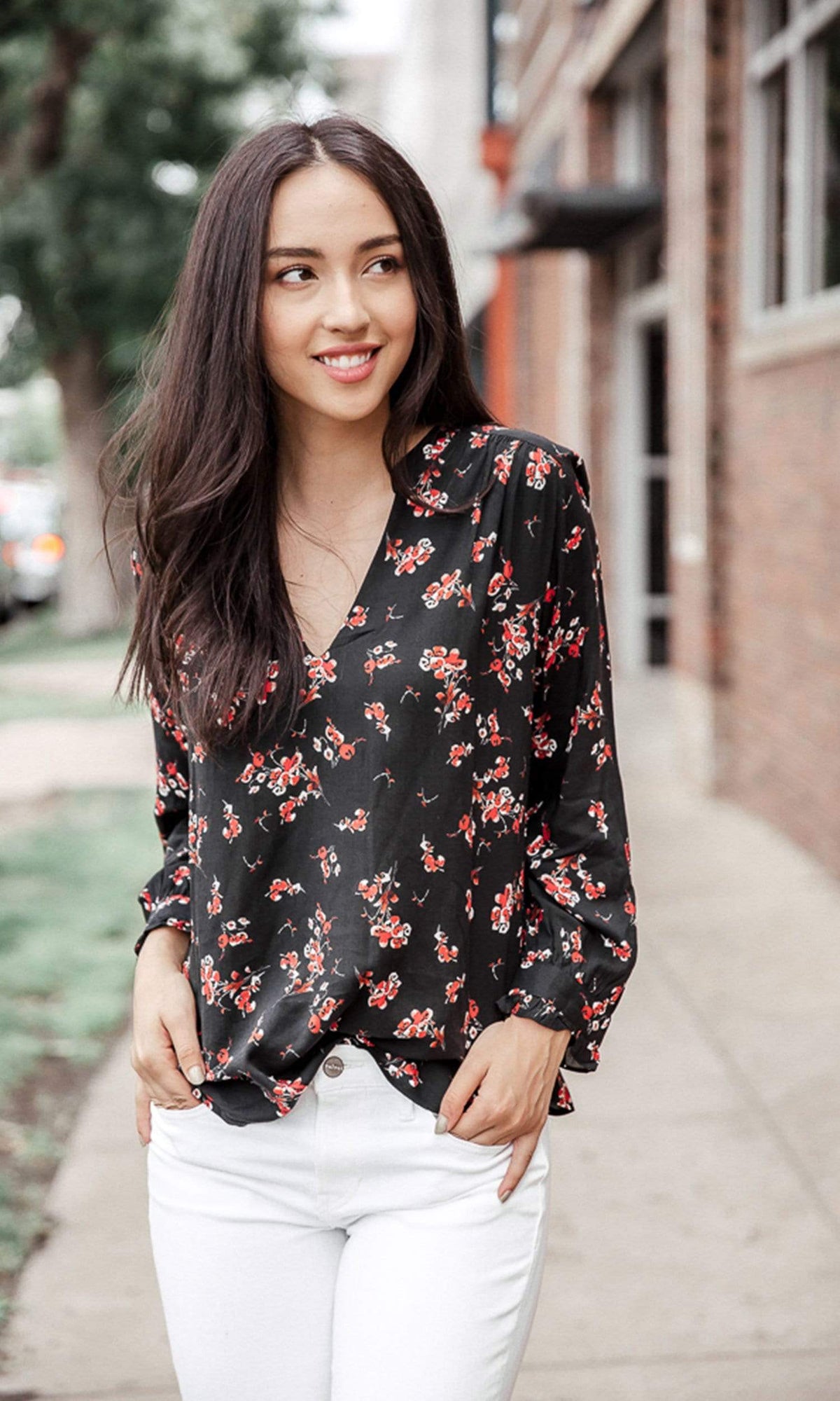 Velvet by Graham &amp; Spencer Jazzy Floral Print V Neck Top