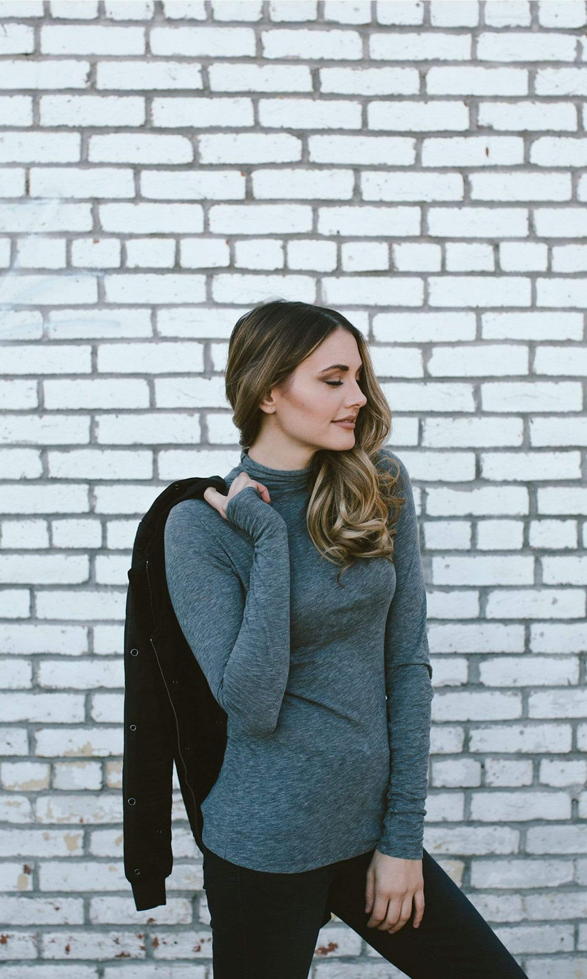 Velvet by Graham &amp; Spencer Talisia05-C Gauzy Whisper Turtleneck Top